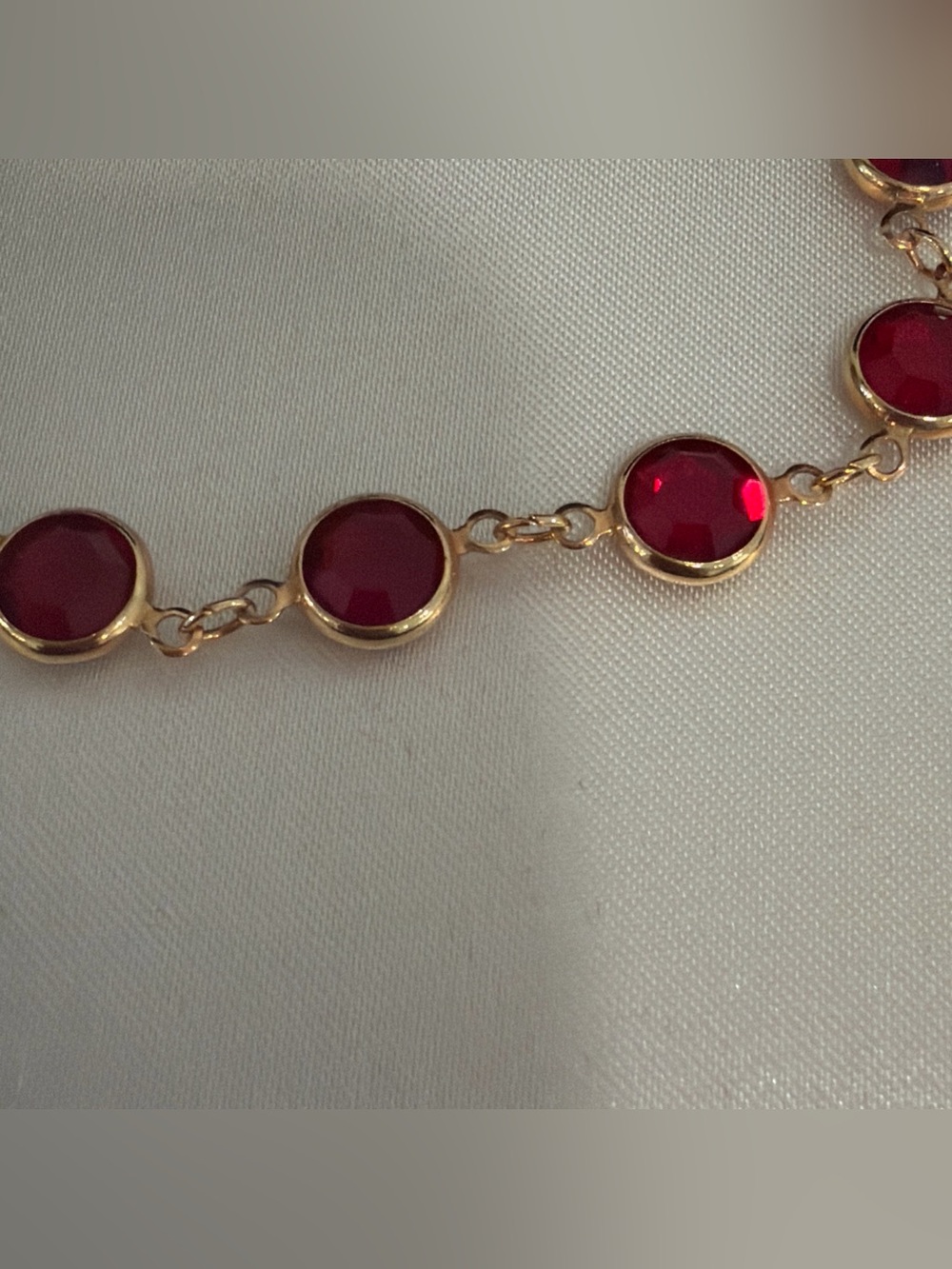 Vintage Swarovski Gold Tone and Red Crystal Bracelet 8 Inches - Picture 5 of 11